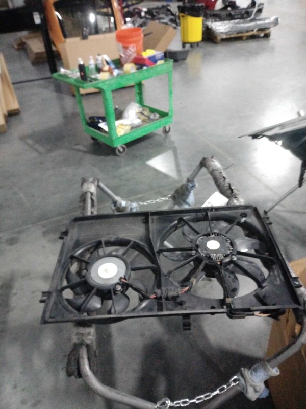 Used Engine Cooling Fan Motor fits: 2013 Volkswagen Passat Fan Assembly 2.5L AT