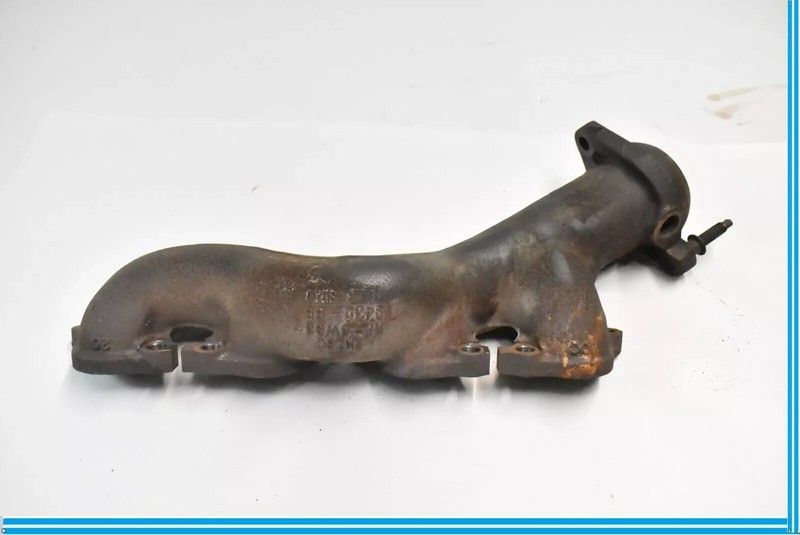 10-18 Jaguar XJ X351 5.0L Front Right Engine Exhaust Manifold 8W939430BB OEM