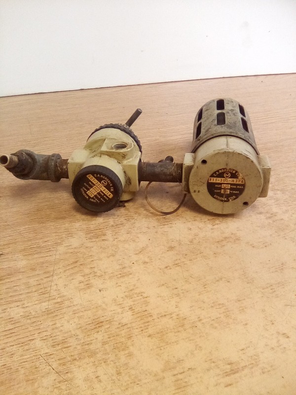 C.A.Norgren Co. R01-300-RGLA W/ F11-300-M3PA