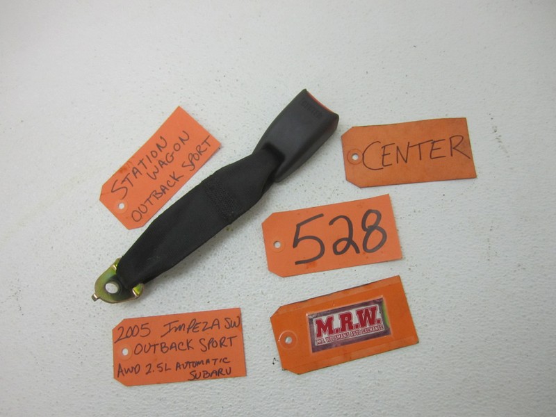 SEAT BELT BUCKLE CENTER REAR MIDDLE for 05 06 07 SUBARU IMPREZA STATION WAGON