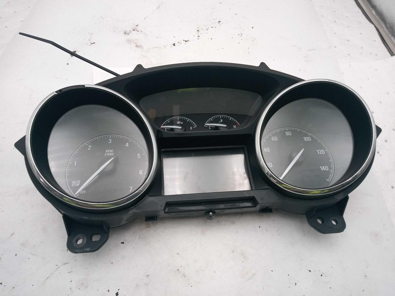 2017 Buick Envision Speedometer Gauge OEM 84245968 Black 177K Miles