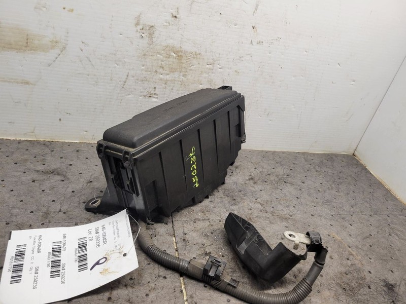 Passenger Right Fuse Box Engine Sedan Fits 14-15 LEXUS IS250 1617790
