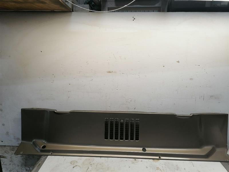 1997-2006 WRANGLER Cowl Vent Panel Khaki PJC 1446425