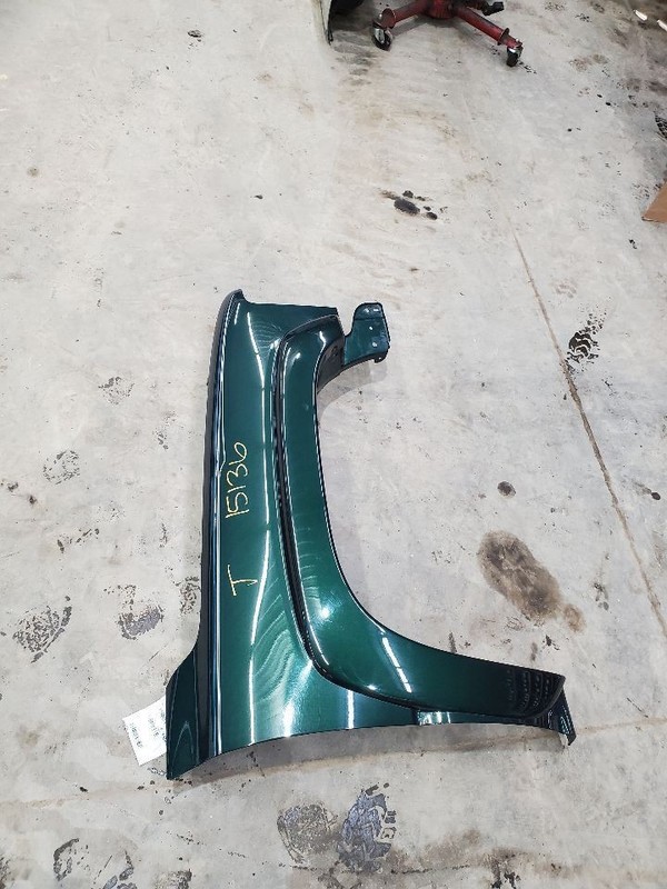 Passenger Right Fender With Fender Flare Fits 00-06 SUBURBAN 1500 309233