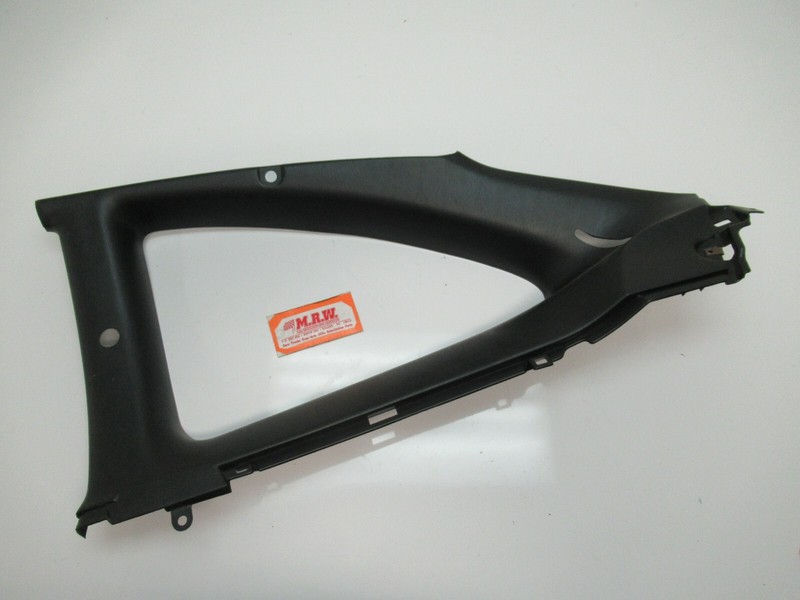 QUARTER GLASS TRIM INNER INTERIOR WINDOW RIGHT REAR BACK SEAT COVER PANEL SIDE R