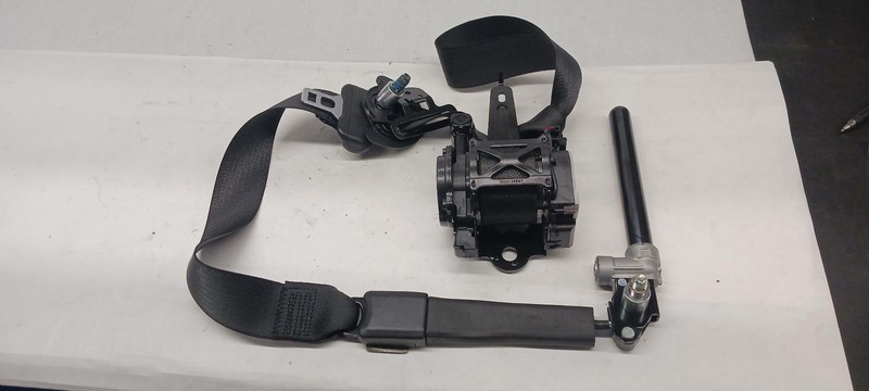 18-'22 CHEVROLET SPARK Right Passenger Front Seat Belt Retractor OEM