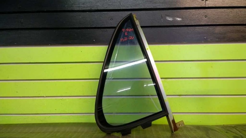 91 ISUZU STYLUS SDN PASSENGER RIGHT REAR VENT GLASS OEM 1521-26