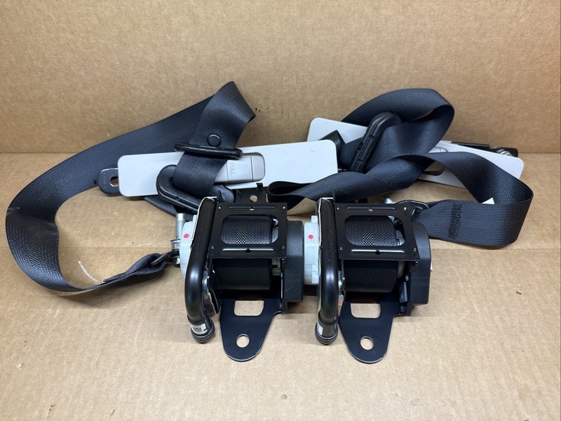 2014-2024 Mitsubishi Mirage Front Left Driver Side Seat Belt Seatbelt Retractor