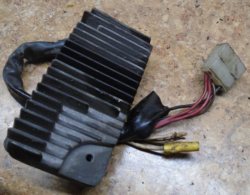 1987 Yamaha Venture XVZ1300 XVZ 1300 Electrical Voltage Regulator Rectifier 1986