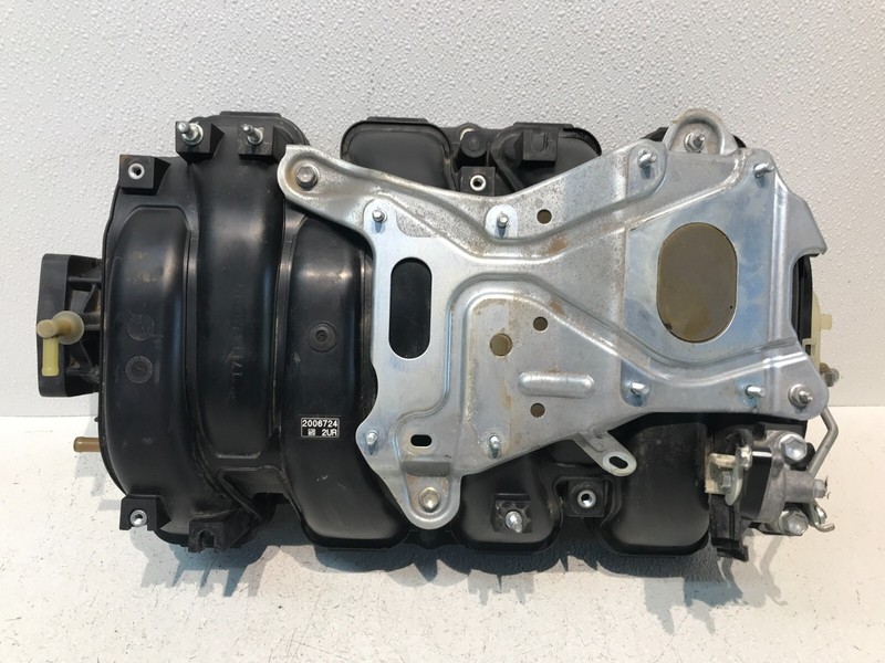 07-17 Lexus USF40 LS460 Engine Motor Intake Manifold OEM 17120-38021