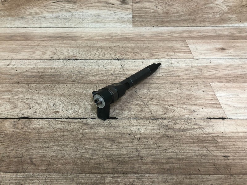 SPRINTER 2500 3500 OEM ENGINE MOTOR HIGH PRESSURE FUEL INJECTOR DIESEL 2