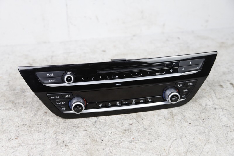 2017-2019 BMW G30 G31 530i AC Heater Climate Control Panel 6826846 OEM