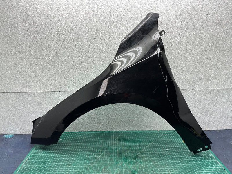 14-18 Volvo S60 V60 FRONT LEFT DRIVER SIDE FENDER WING Black OEM