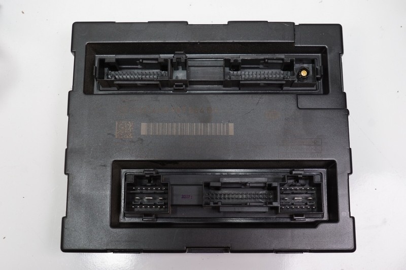 VOLKSWAGEN TOUAREG Comfort Body Control Module BCM BCU OEM 2011 - 2017
