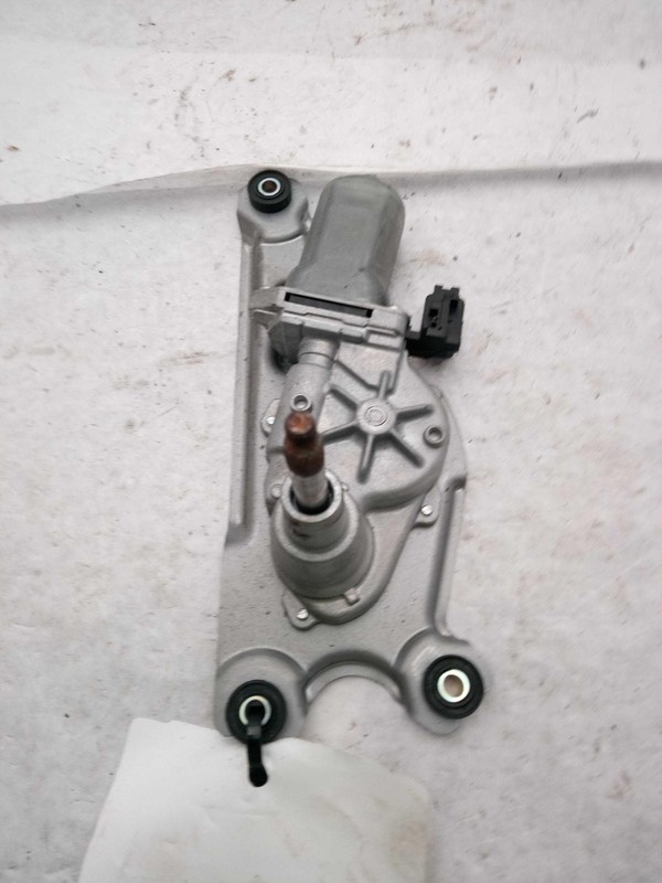 Used Back Glass Wiper Motor fits: 2017 Dodge JourneyGrade A