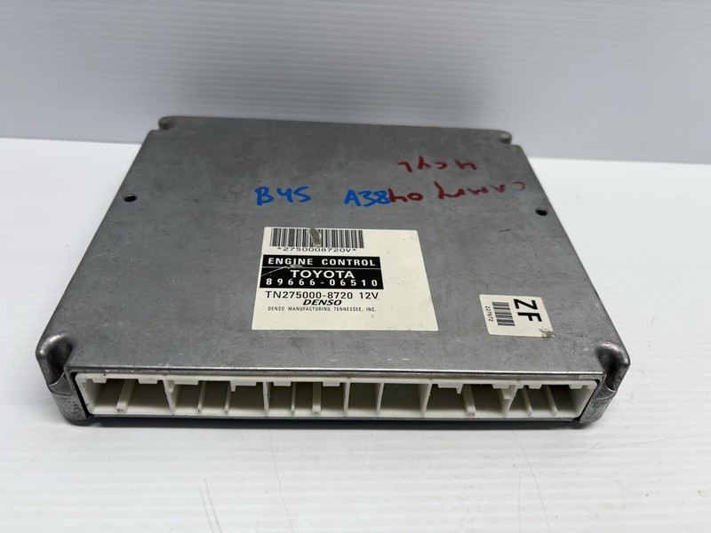 2003-2004 TOYOTA CAMRY ECM ENGINE CONTROL MODULE 89666-06510
