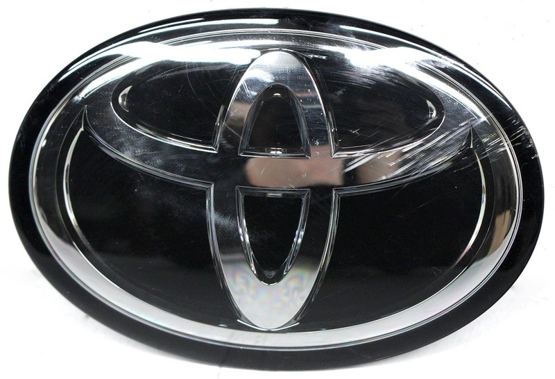 OEM Grille Emblem For Toyota Corolla 90975-02124