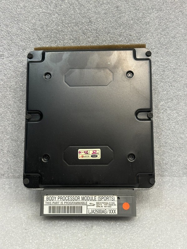 1997 Jaguar XK8 X100 Body Control Processor Module ECM BCM LJA2500AG OEM
