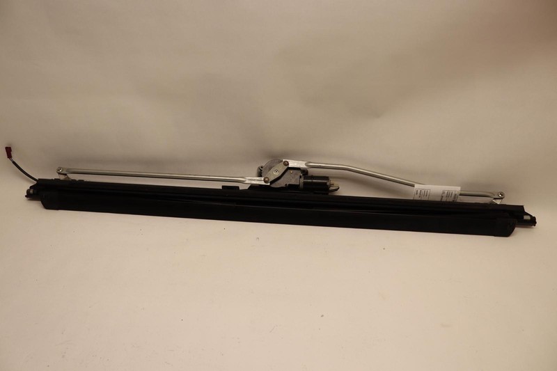 2011-2016 BMW 550I F10 REAR WINDSHIELD BACK GLASS SUNSHADE ROLLER BLIND OEM