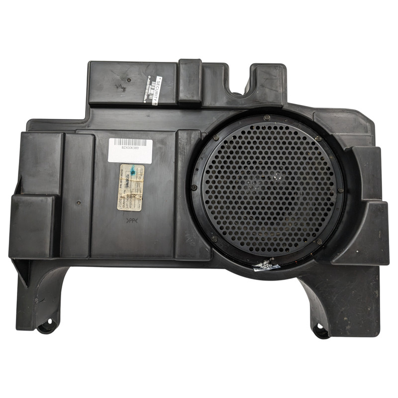 05-15 Nissan Titan Front Left Car Audio Subwoofer and Box Assembly 28170-8S210