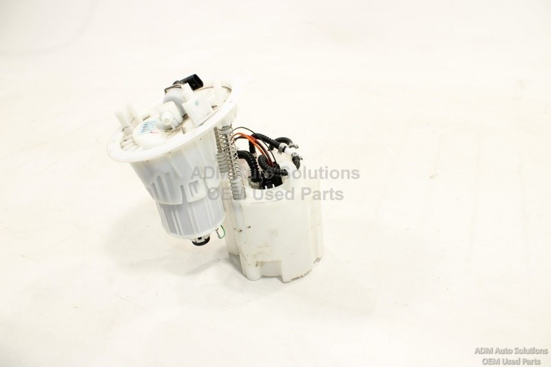 2014-2019 MERCEDES-BENZ CLA250 FUEL PUMP ASSEMBLY / GAS IN TANK LEVEL SENDER OEM