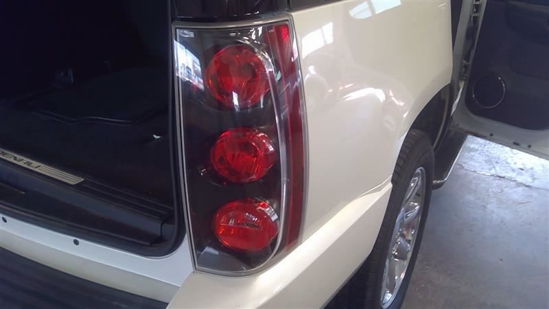 Passenger Right Tail Light Denali Fits 07-11 YUKON 3349023