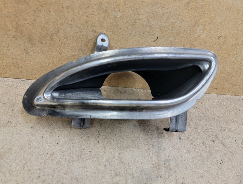 2011-2013 HYUNDAI EQUUS REAR BUMPER LEFT EXHAUST TIP MUFFLER TIPS 86662-3N000