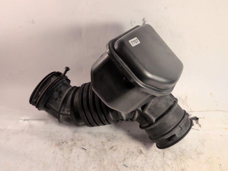 Air Cleaner box 2.4L Federal Emissions Fits 2011 Tucson tube