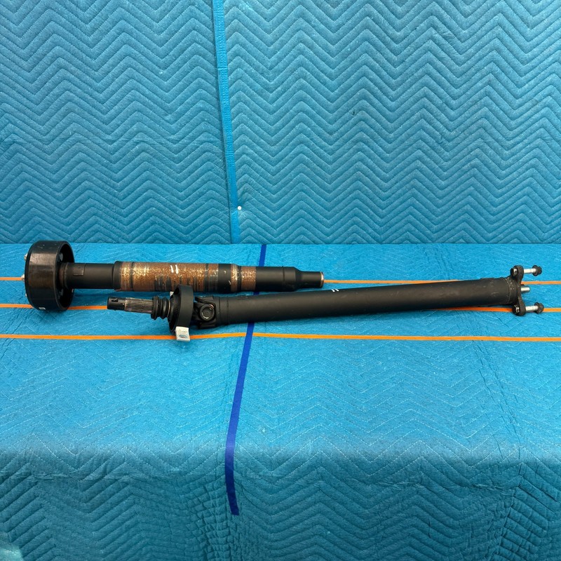 2012–2016 BMW 328i F30 RWD Rear Driveshaft OEM 763366101