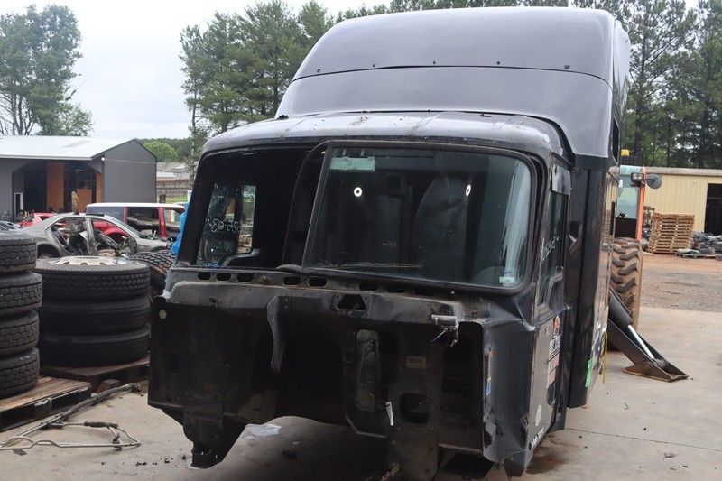 2013-2018 MACK CXU613 MP8 PINNACLE TRUCK CAB FRAME ONLY BLACK COMPLETE OEM