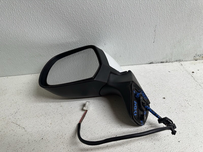 2014 Nissan Versa HTBK Left Front Driver Side View Exterior Door Mirror Oem