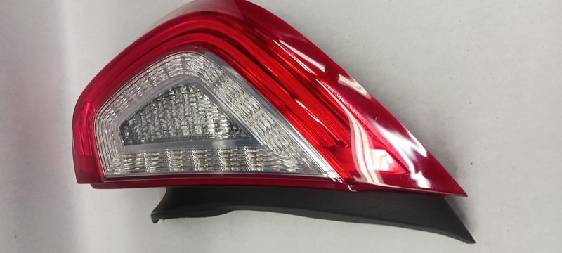 13-'16 LINCOLN MKS Right passenger Taillight OEMGrade A!