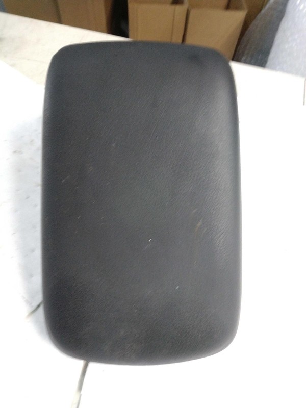 2016 Subaru Impreza Center Console Lid Gray OEM Used 92113FJ050VH 93000 Mi