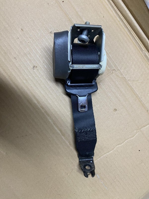 Ford Fiesta Seat Belt Strap Retractor Right Passenger Rear Back2014 2015 2016