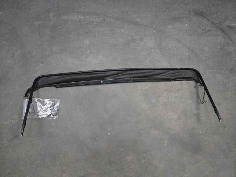 Panoramic Sunroof Air Deflector 2022 Kia Stinger 81611-J5000 2018 2019 - 2023