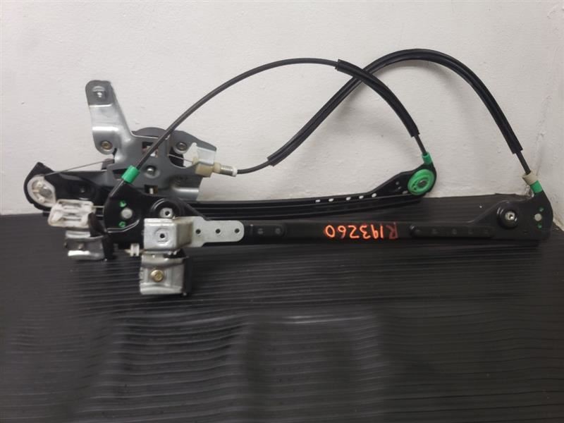 04-06 Chrysler Pacifica Right Passenger Window Regulator OEM 04894270AC
