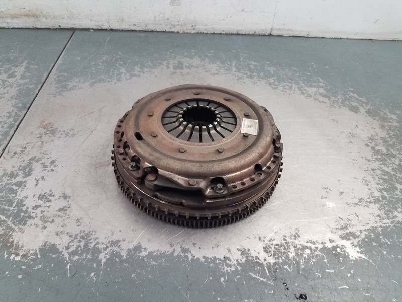 2016 Porsche 981 Cayman GT4 Clutch / Flywheel Assembly#1352 V9