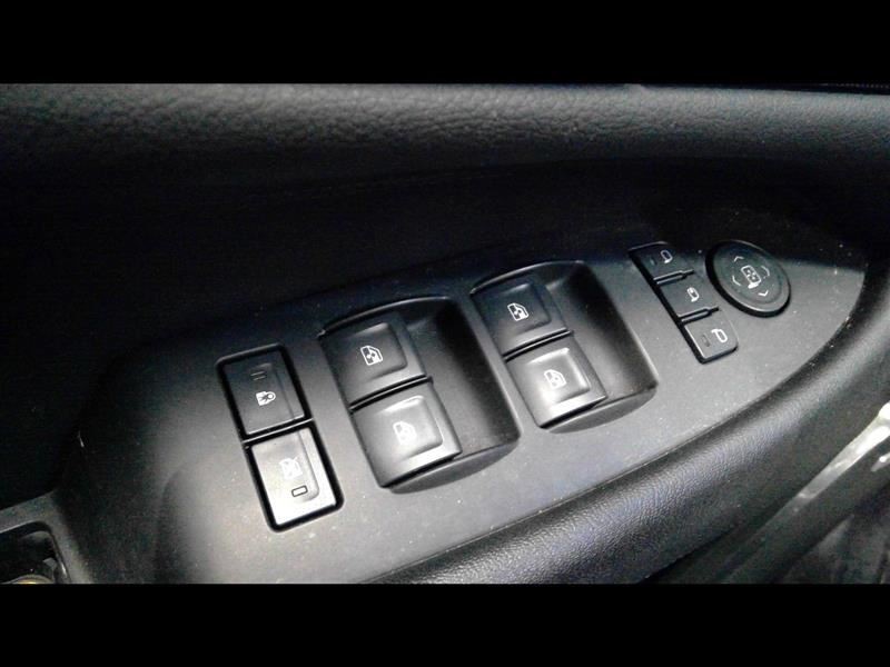 Driver Front Door Switch Driver's Window Fits 15-19 ESCALADE 888975