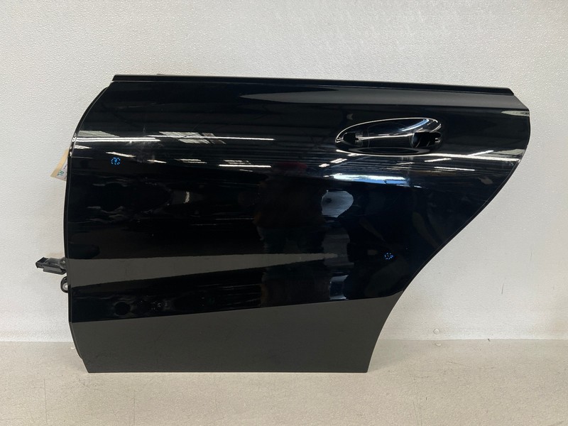 ⭐2014-2019 MERCEDES-BENZ CLA250 REAR LEFT DOOR PANEL COVER SHELL OEM LOT2745