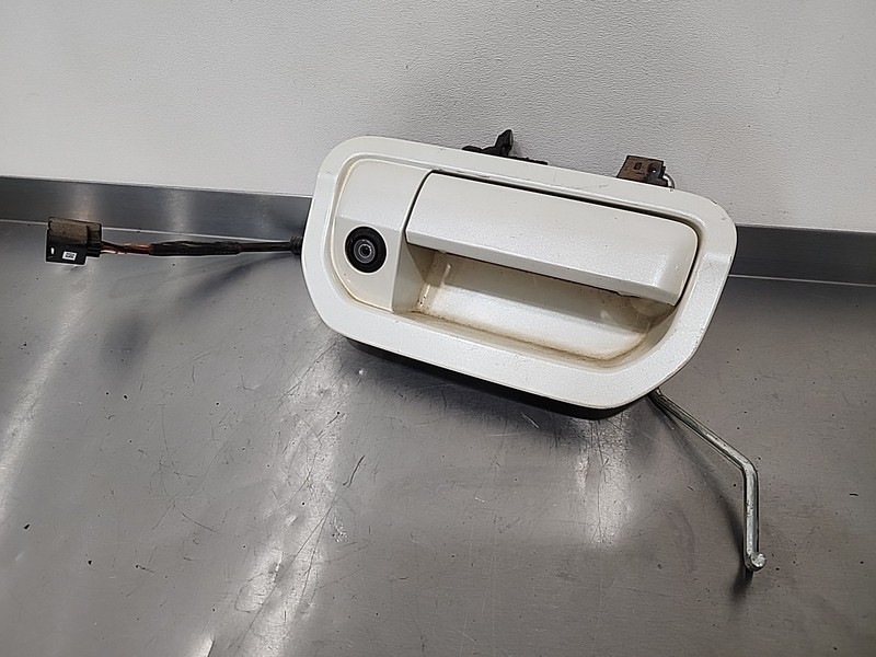 2017 Thru 2020 Honda Ridgeline Tailgate Rear Camera With Handle OEM White