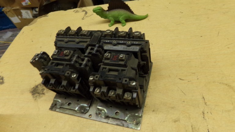 Allen Bradley 505-A0D W/ 595-AAB Contactor Starter *Free Shipping*