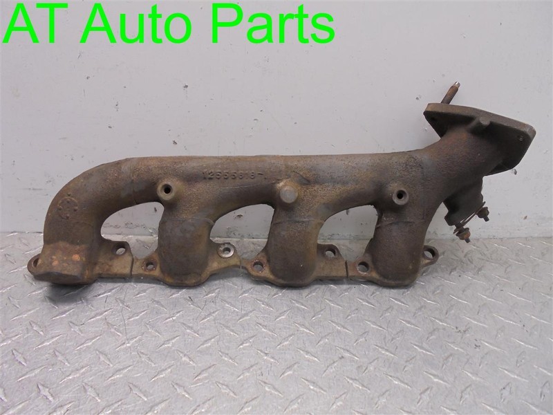 99-03 CHEVROLET SILVERADO 1500 4.8L RIGHT SIDE EXHAUST MANIFOLD OEM 12605246