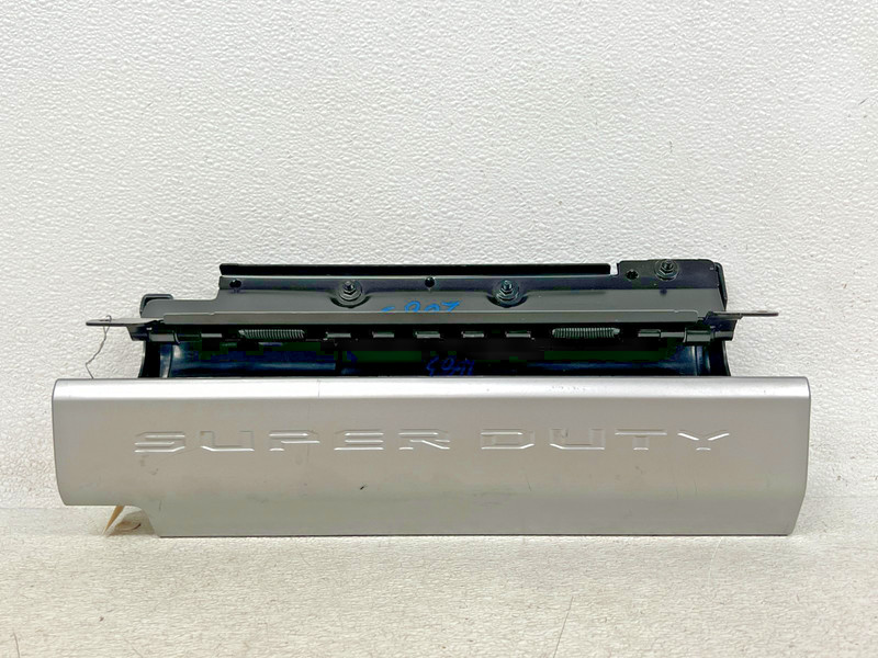⭐17-20 FORD F-350 F-250 KING RANCH UPPER GLOVE BOX DOOR TRIM COVER OEM LOT2683