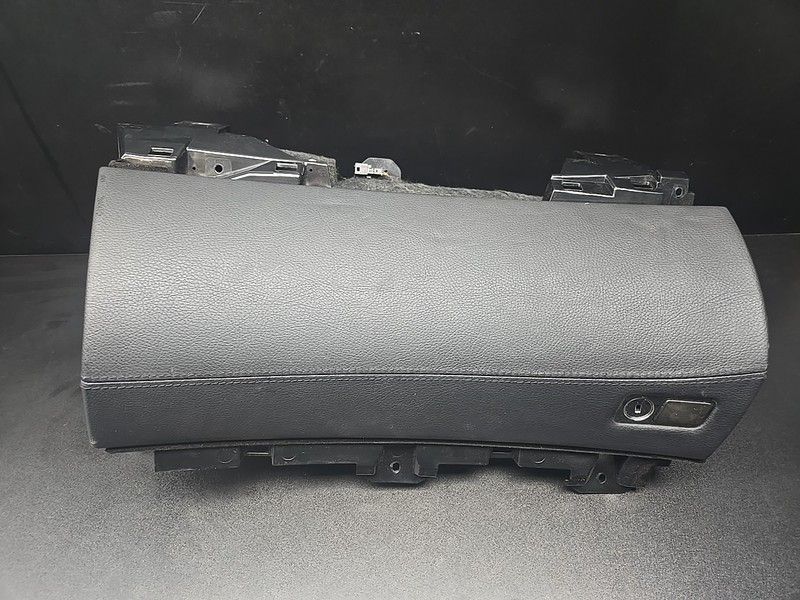 2007-2014 MERCEDES W216 CL550 DASHBOARD GLOVE BOX COMPARTMENT ASSEMBLY DESIGNO