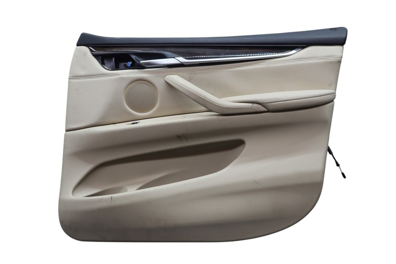 14-18 BMW X5 F15 Front Right Passenger Side Interior Door Panel Trim Ivory OEM