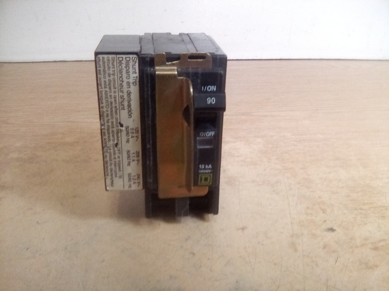Square D QO2901021 90Amp 2Pole Shunt Trip Circuit Breaker