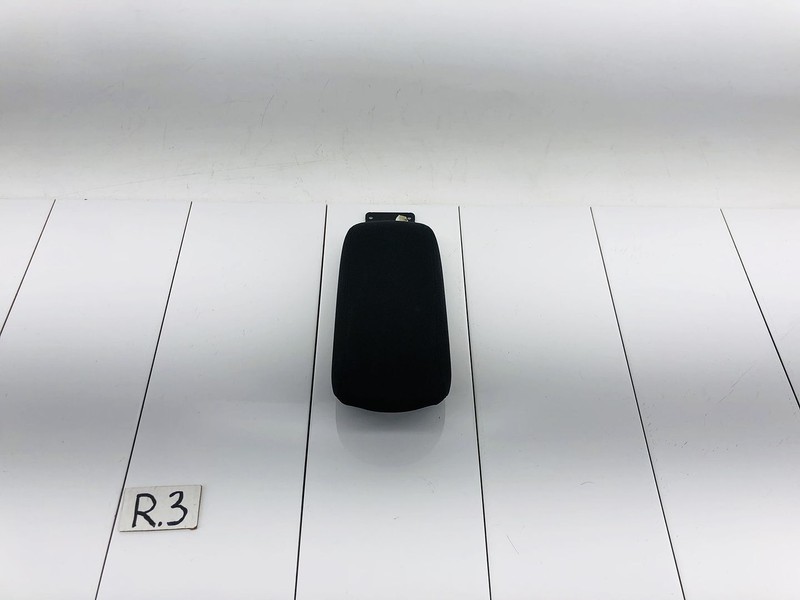 15-17 JEEP RENEGADE CENTER CONSOLE STORAGE COVER ARMREST BLACK OEM