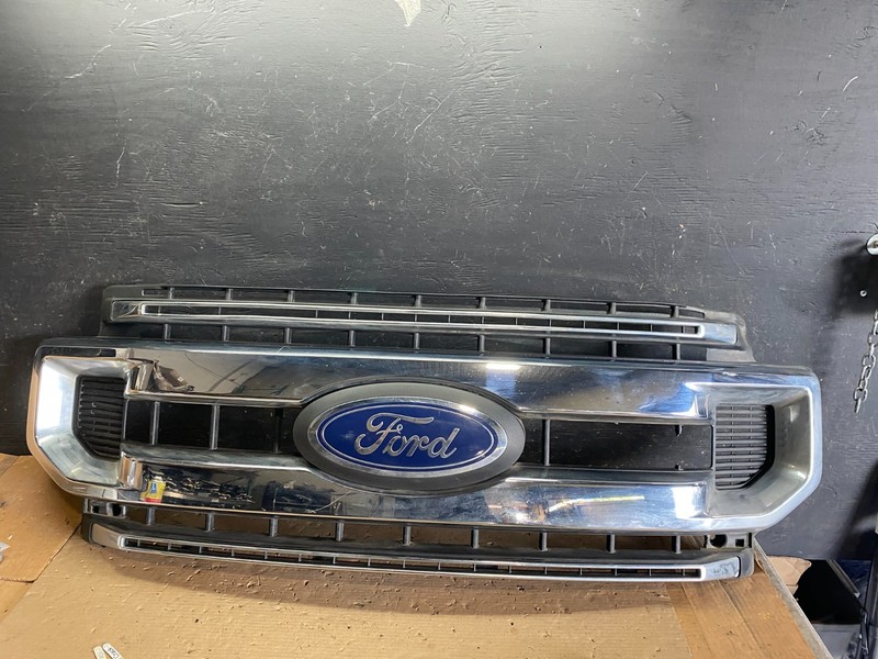 2020 2021 2022 Ford Super Duty F250 F350 Front Upper Grill Grille OEM S3307 DG