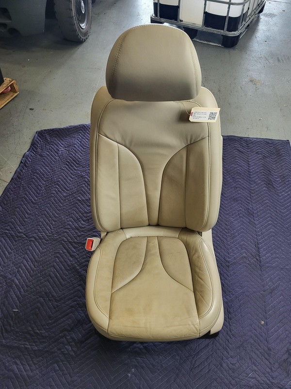 Used Oem Lincoln Front Left Driver Seat for 2019 MKC Selec 2.0L 2WD