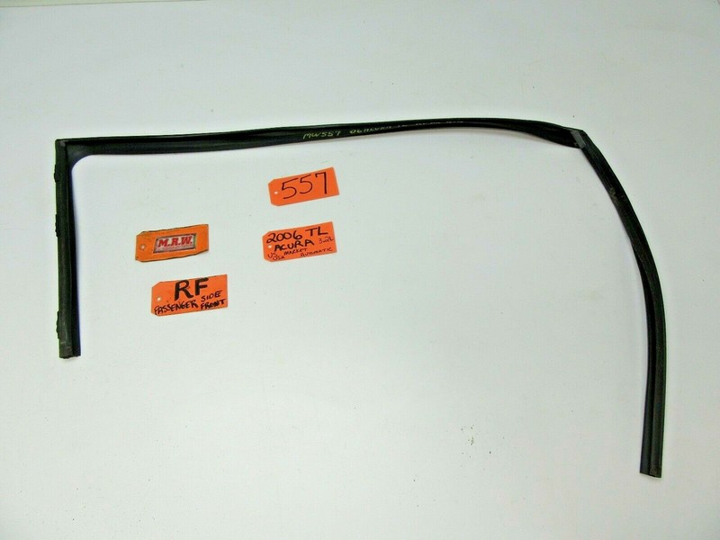 DOOR GLASS WINDOW RUBBER SEAL RIGHT FRONT TRACK RF fits 04 05 06 07 08 ACURA TL